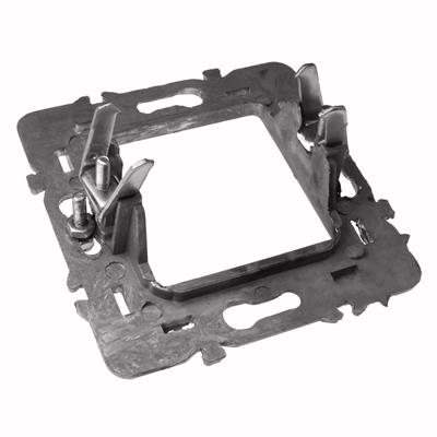 METAL SOCKET OUTLET